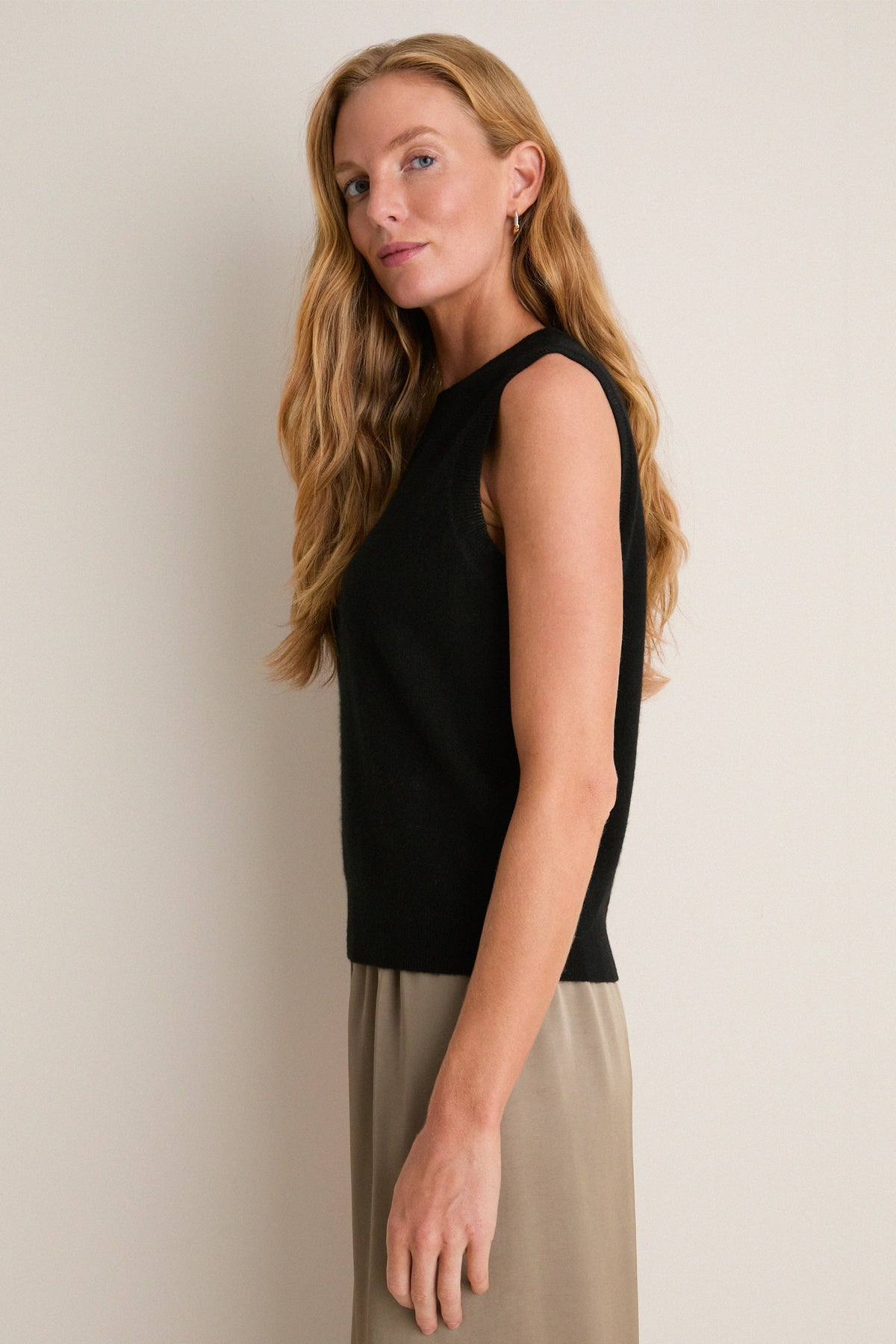 Black Cashmere Sleeveless Ava Shell