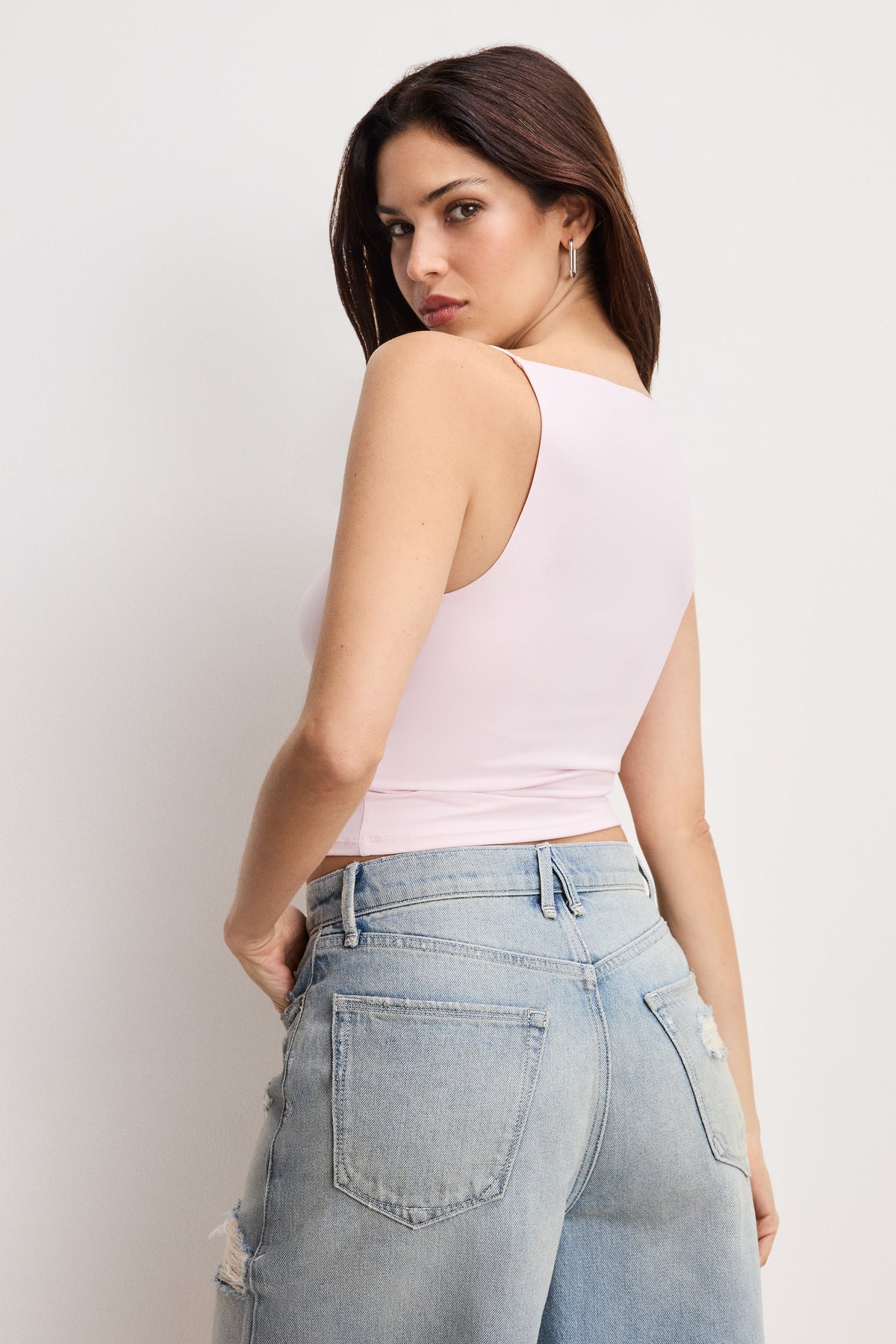 WEIGHTLESS SLEEVELESS TANK | COTTON CANDY PINK003