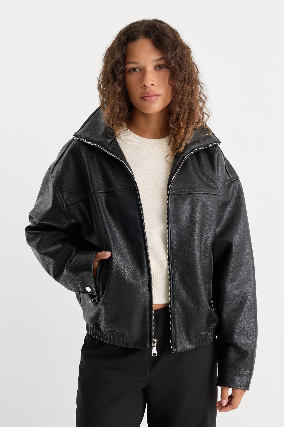 THE BETTER THAN LEATHER FUNNEL JACKET | BLACK001