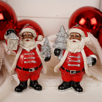 Heritage Santa With Tree