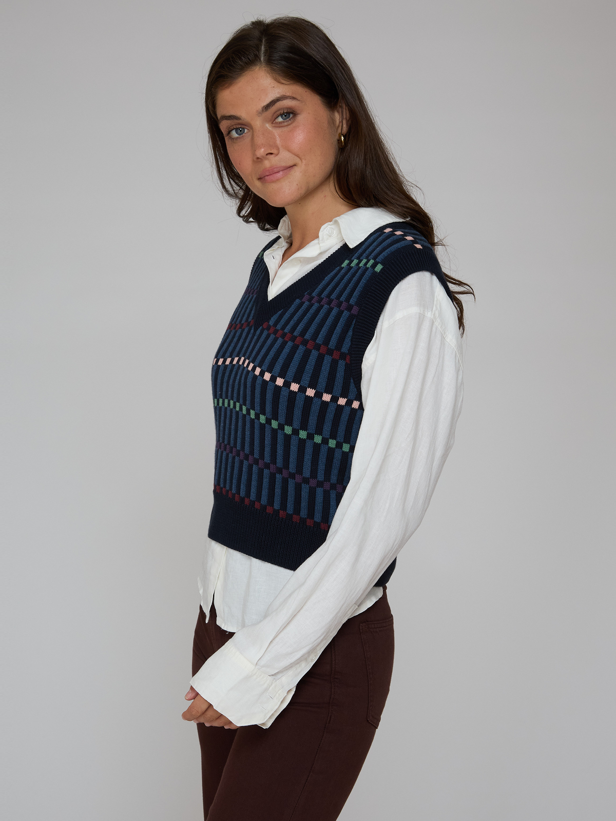 Jacquard V Neck Vest in Navy Blue Combo