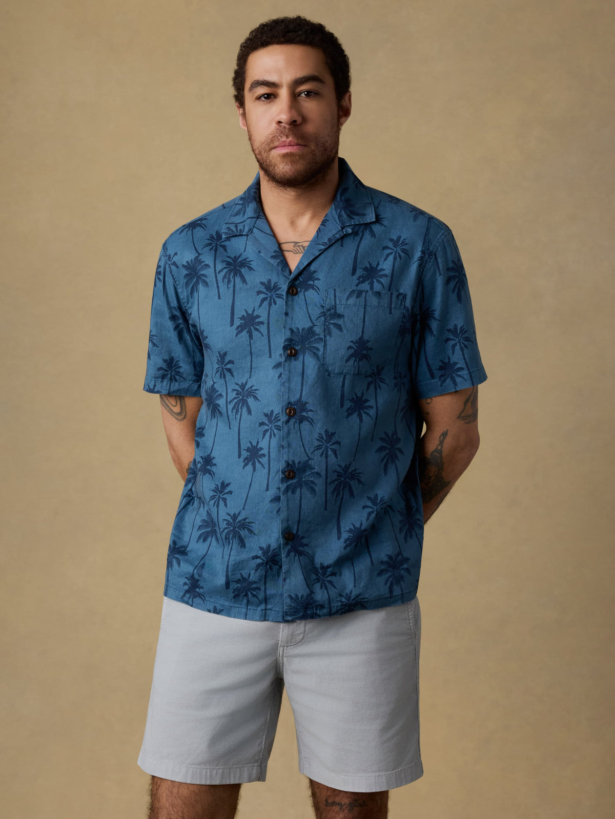 Short-Sleeve Breeze Camp Shirt - Ocean Shore Trees