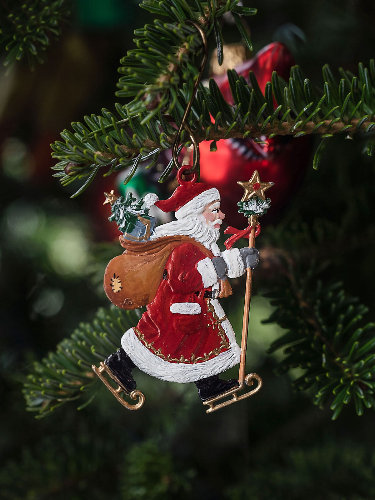 Wilhelm Schweizer Pewter Santa on Skates Christmas Ornament