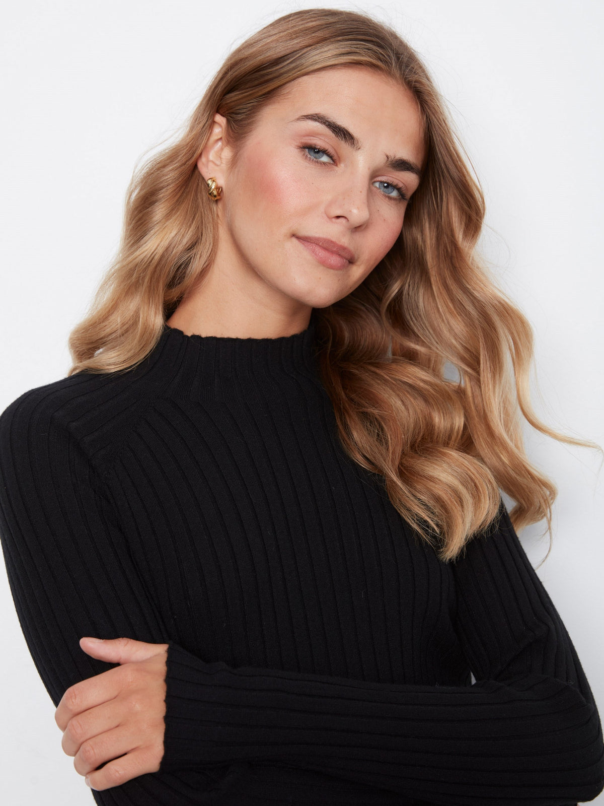 Ribbed Knit Mock Neck Sweater - Black