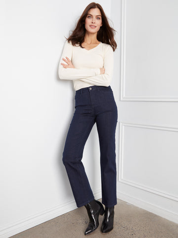 Straight Leg Jeans - Blue Black