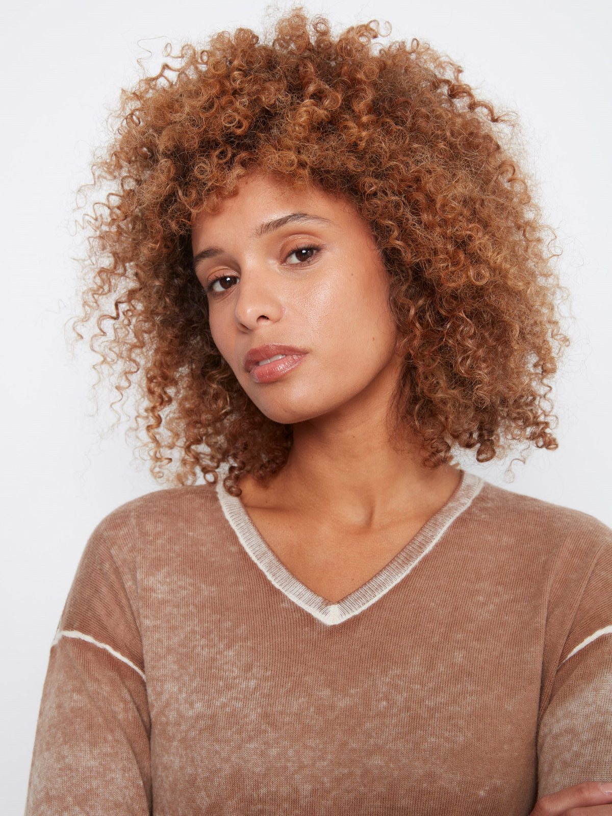 Vintage Effect V-Neck Sweater Truffle