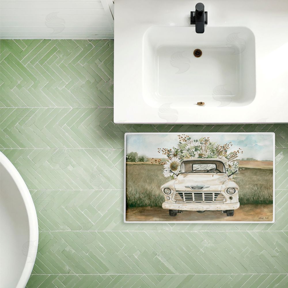 Cindy Jacobs | Vintage Flower Delivery Plush Bath Mat
