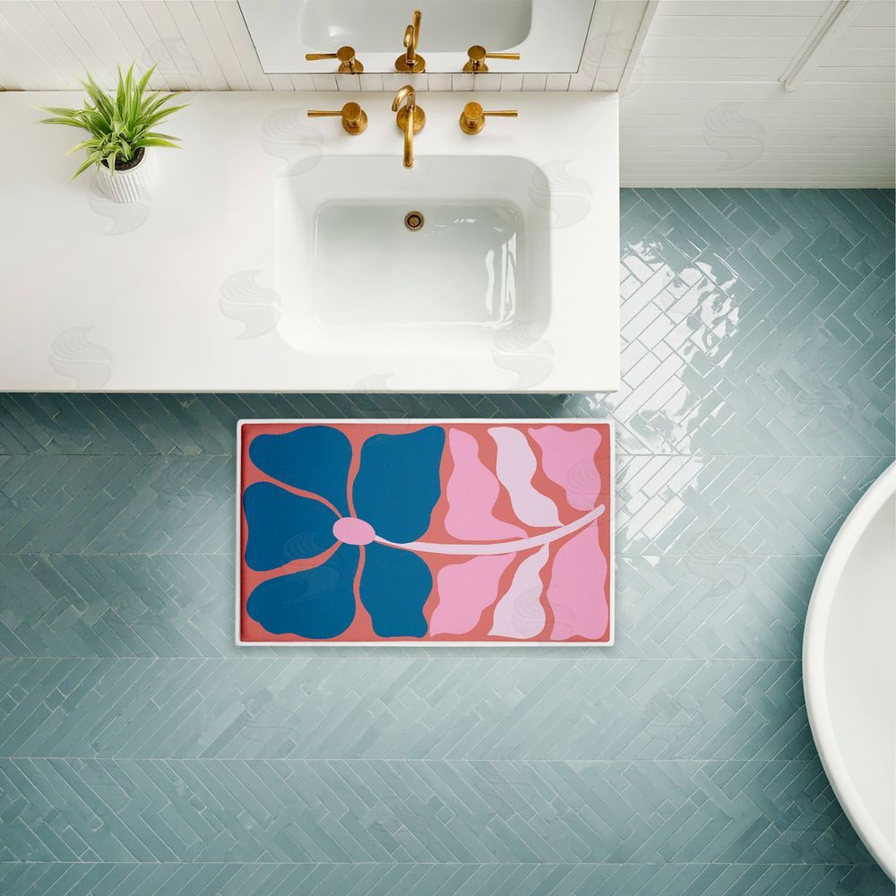 Aralma | Midcentury Flower Symmetry Plush Bath Mat