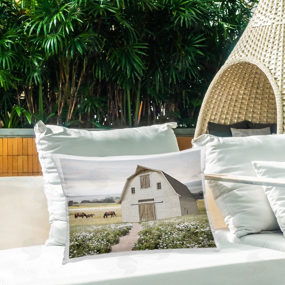 Amber Sterling | Charming Path to Barn