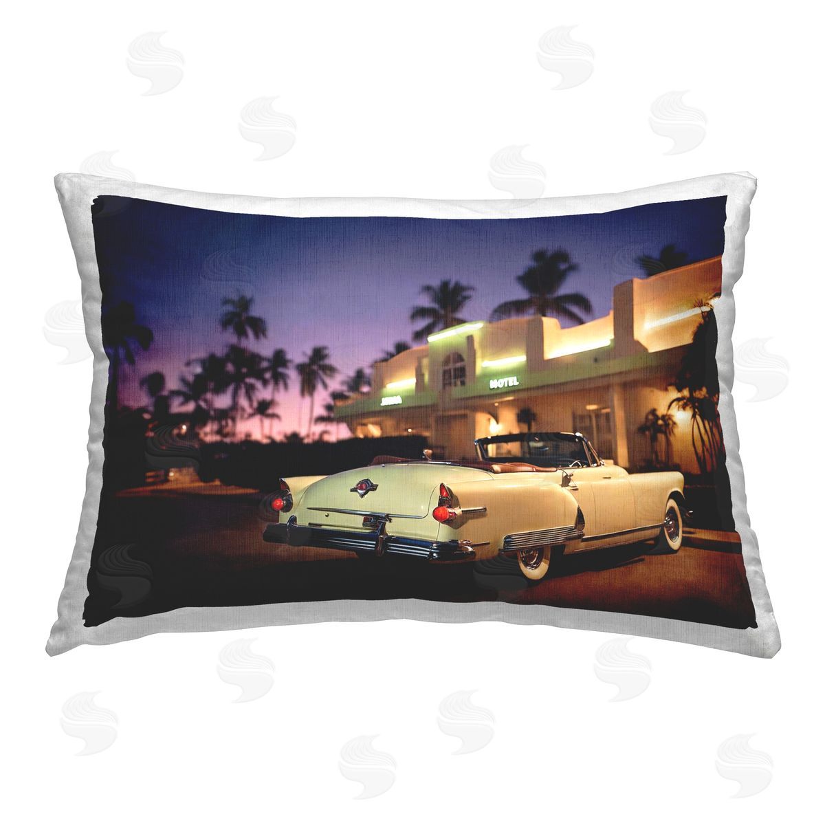 Noah Bay | Antique Car Tropical Motel