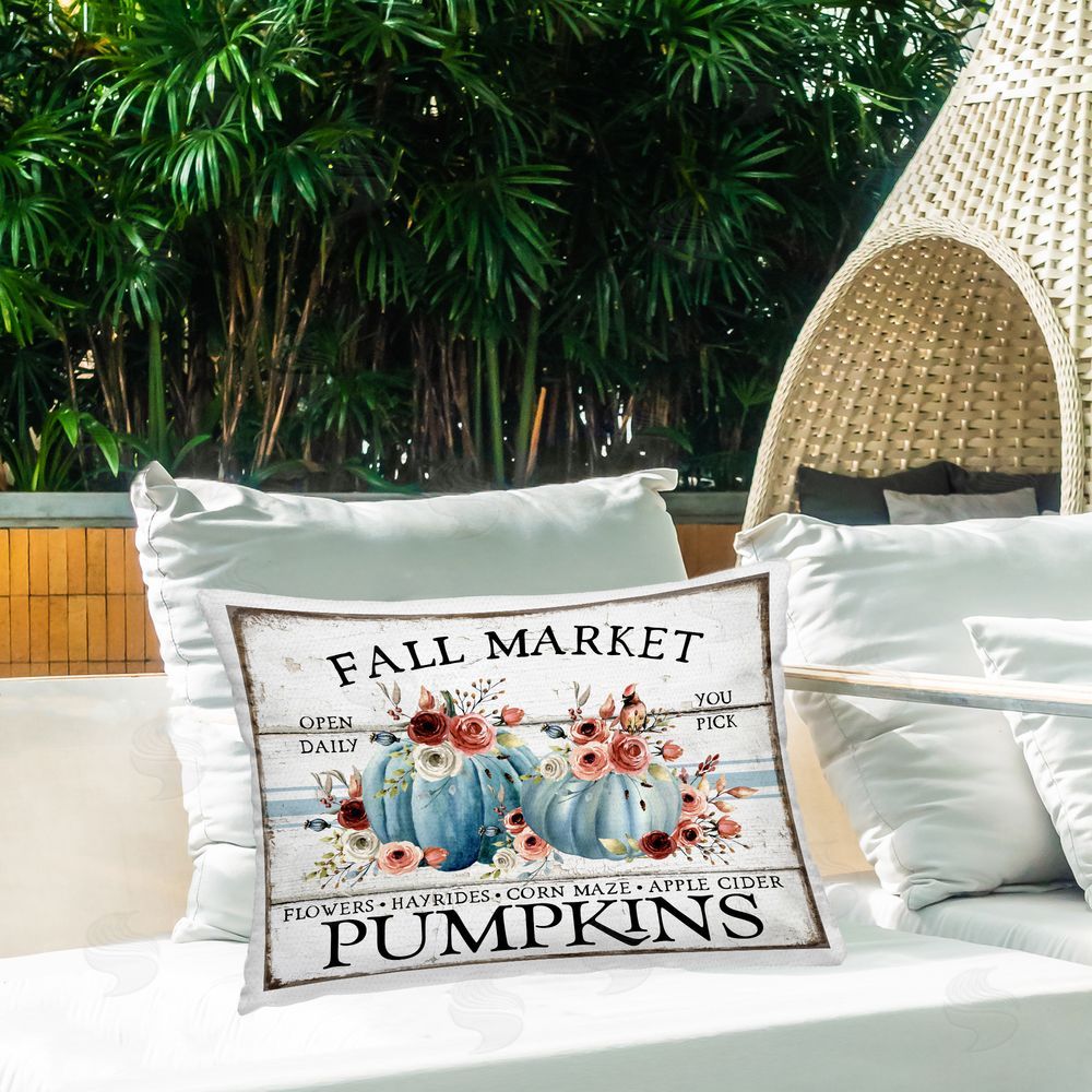 Creatif Belle | Fall Market with Roses